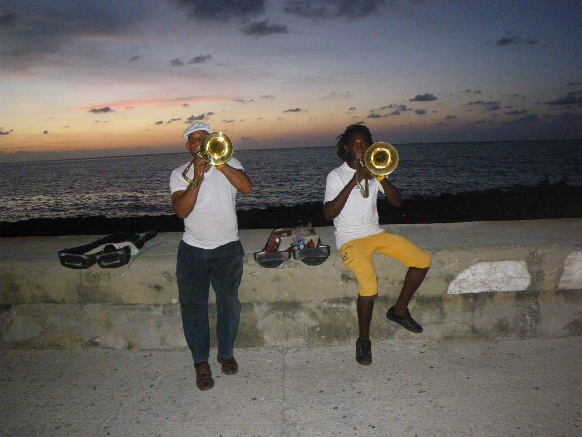 Музыканты на набережной Гавны, Куба