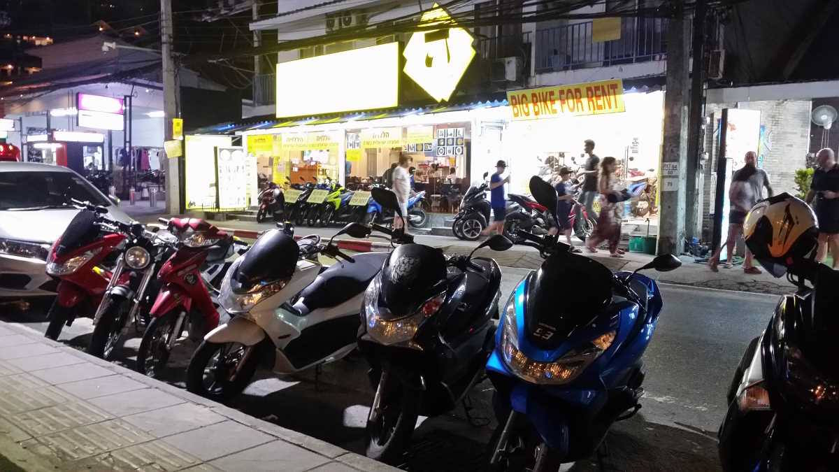 мотоциклы на улицах Тайланда