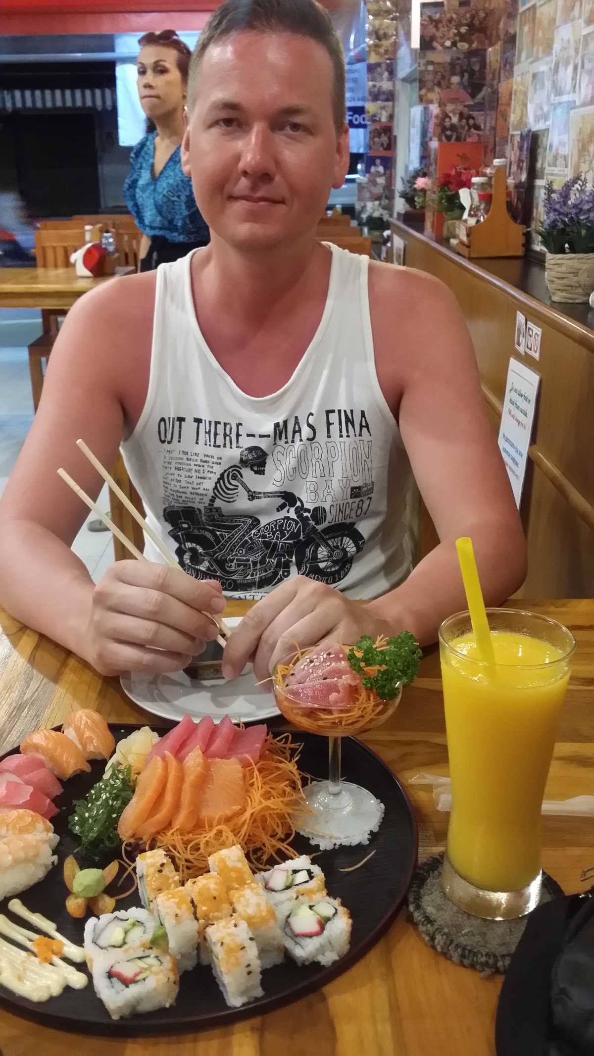 суши и соки в Тайланде