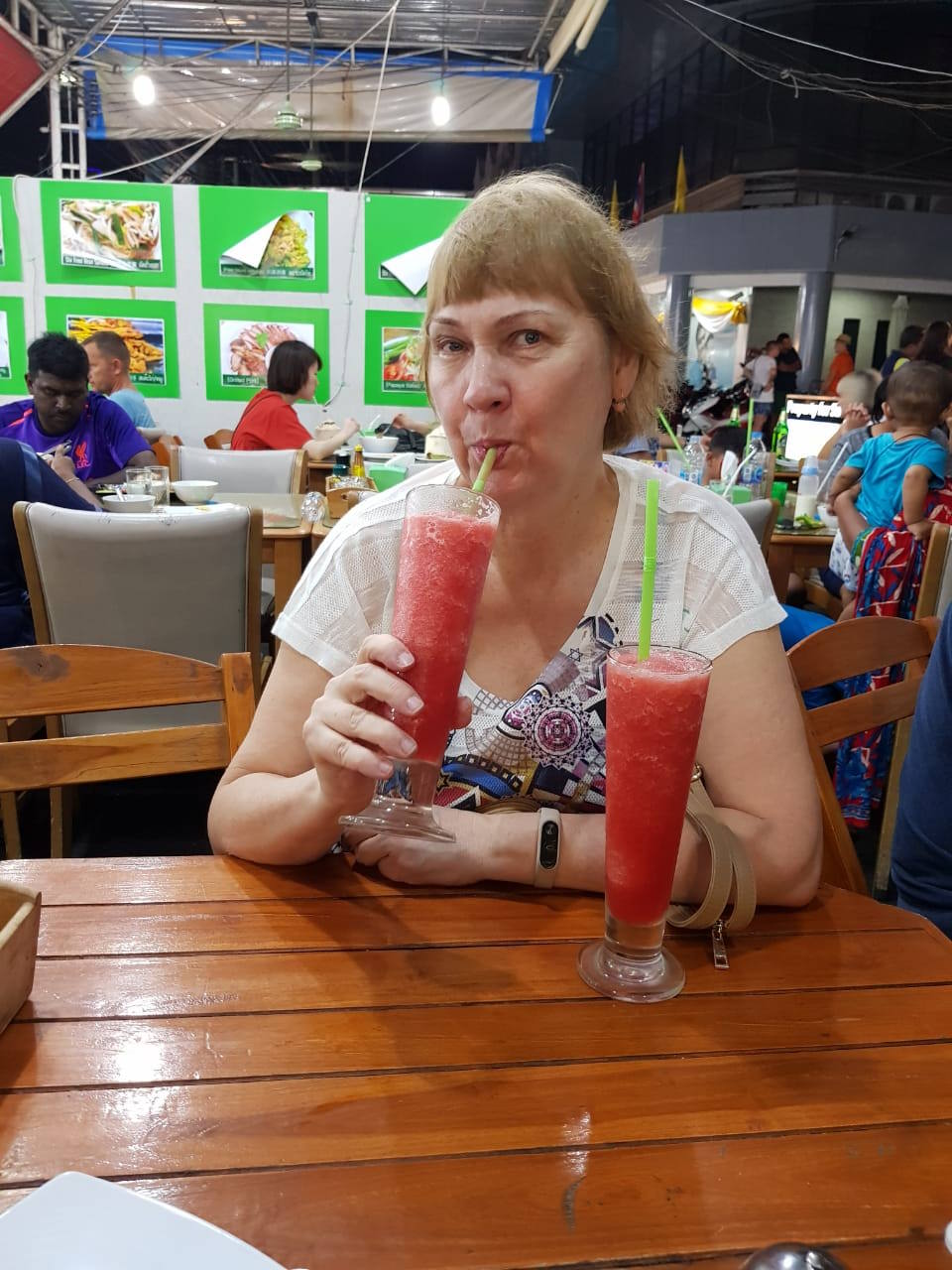 коктейль арбузный в Тайланде