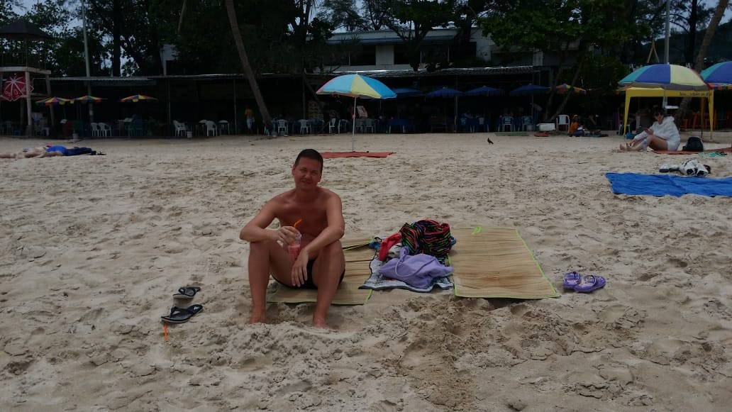 на пляже в Тайланде